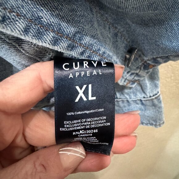 Curve Appeal Denim Jacket - Size XL - Picture 5 of 5